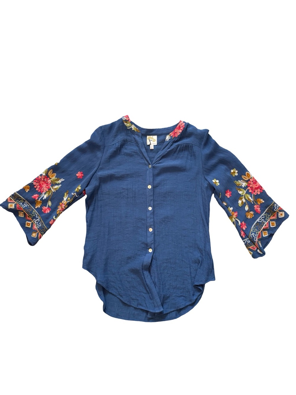 Fig & Flower Blue Button-Front Blouse with Floral Embroidered Sleeves  size PL